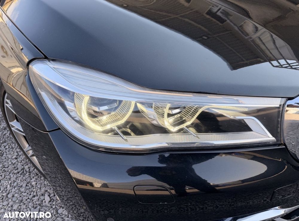 BMW Seria 7 740Ld xDrive - 16