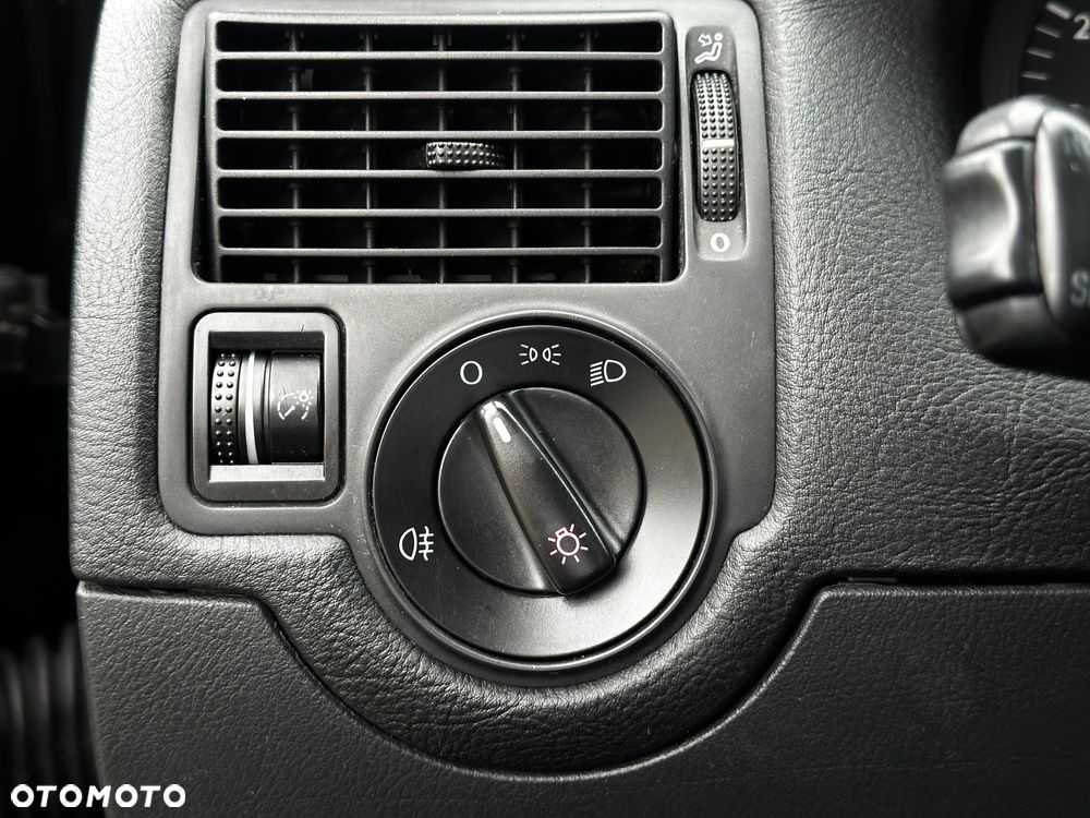 Volkswagen Golf IV 2.3 V5 GTI - 16