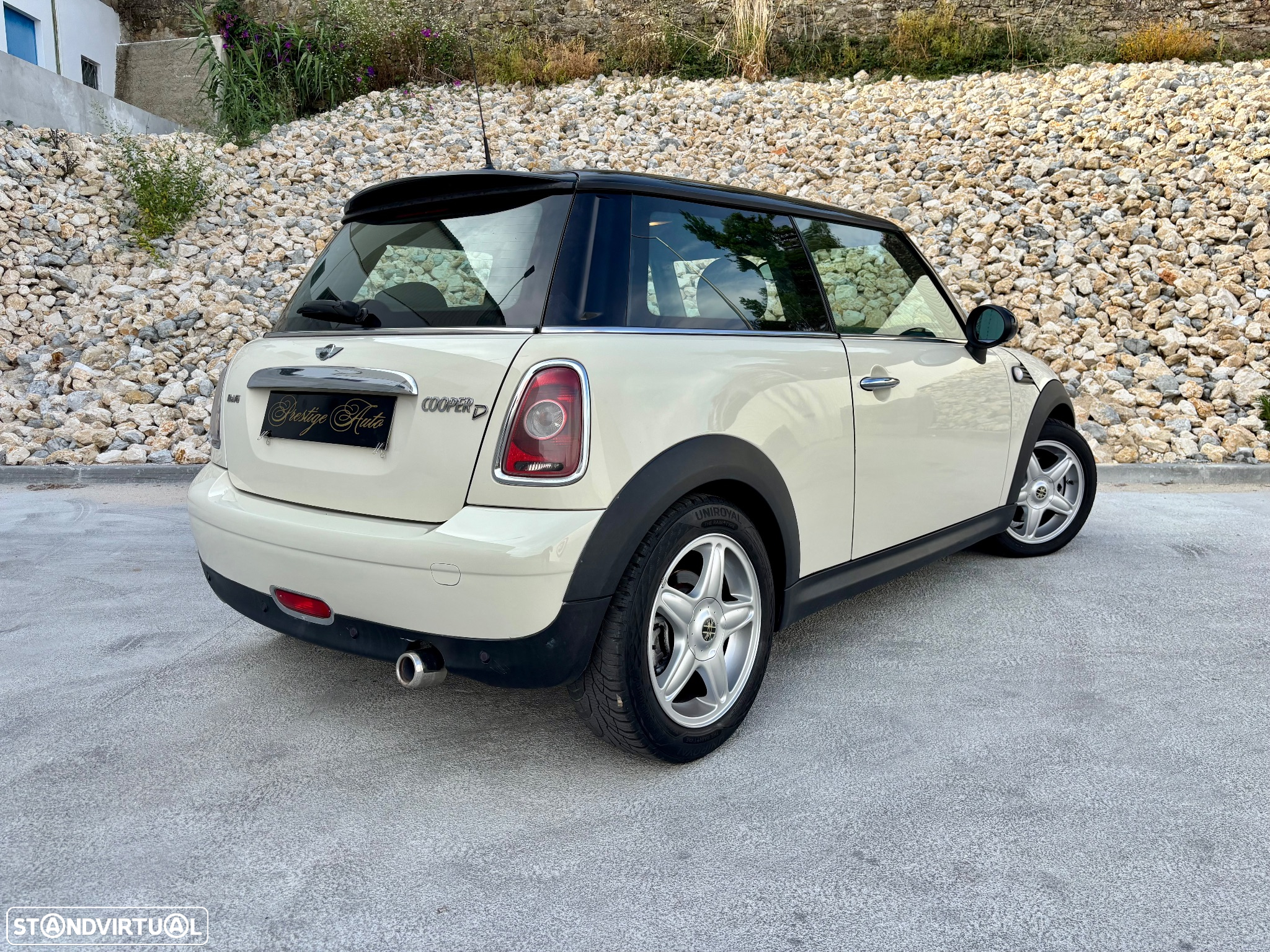 MINI 3 Portas Cooper D - 18