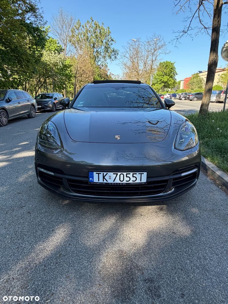 Porsche Panamera 4 - 13