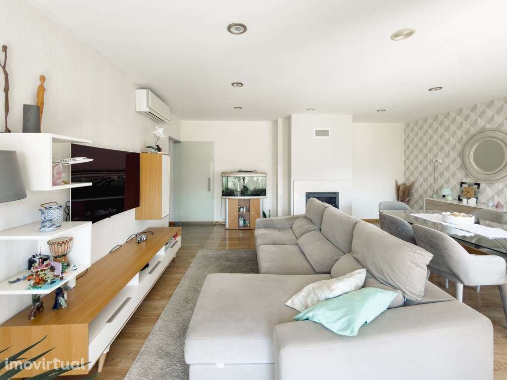 Apartamento T4 com Piscina em Castanheira do Ribatejo - Grande imagem: 5/40