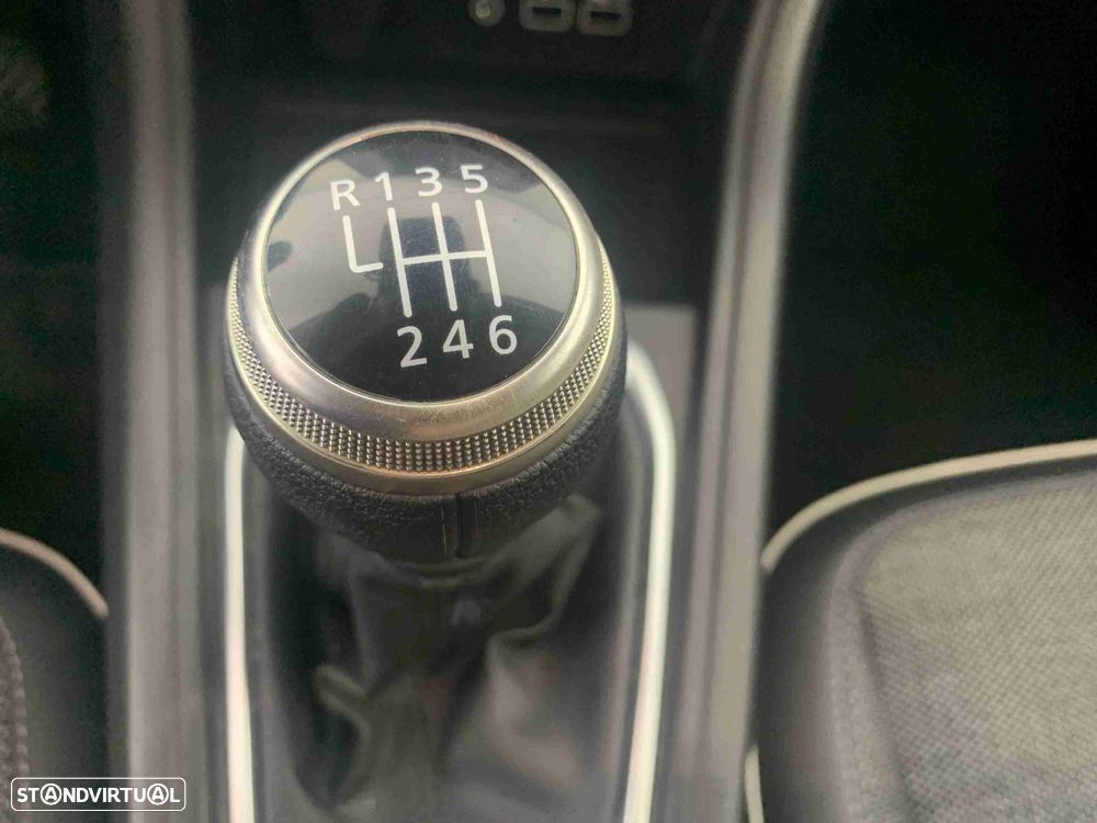 Renault Captur 1.0 TCe Techno Bi-Fuel - 12