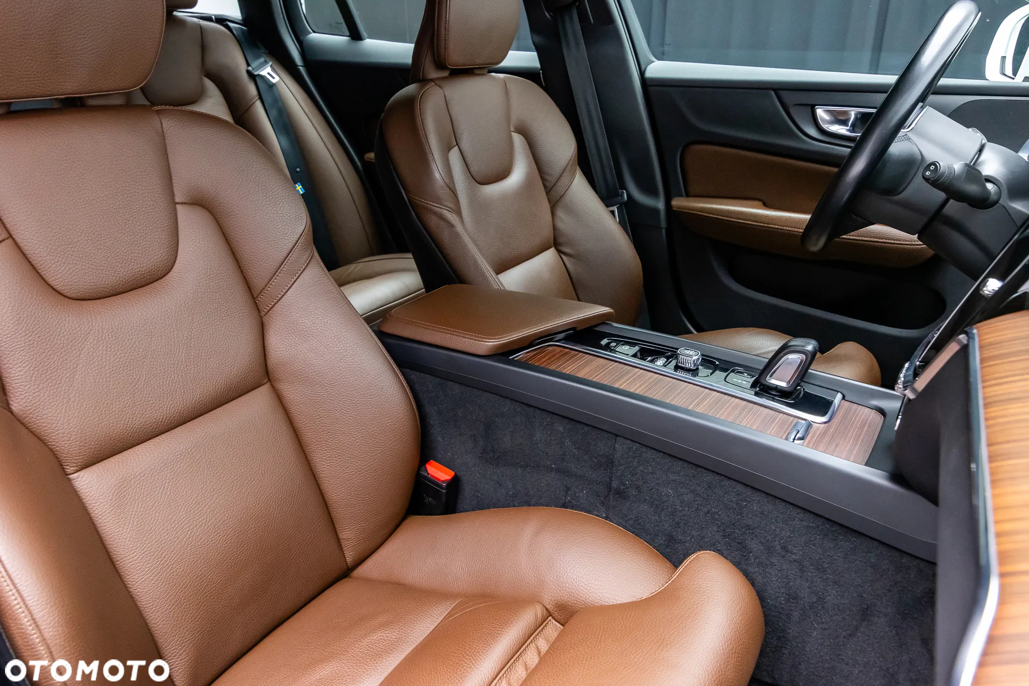 Volvo V60 Cross Country - 33