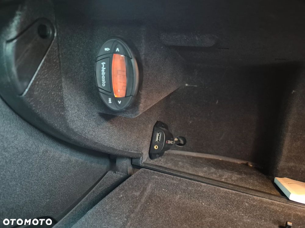 Audi A3 Sportback 2.0 TDI DPF quattro Ambition - 22