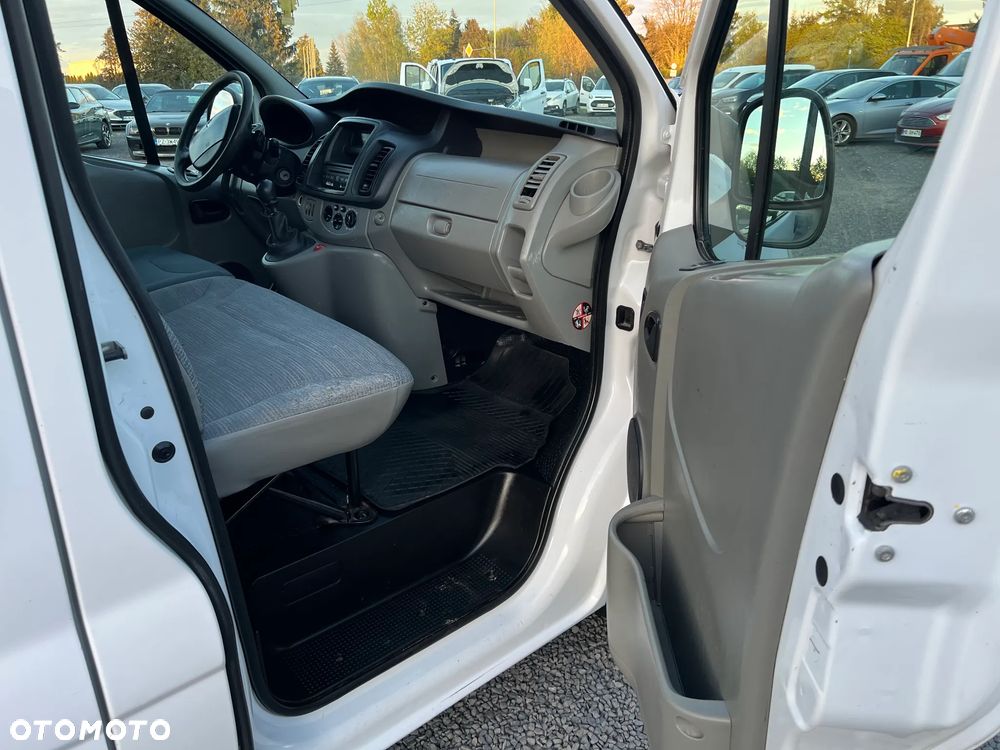 Renault TRAFIC - 20