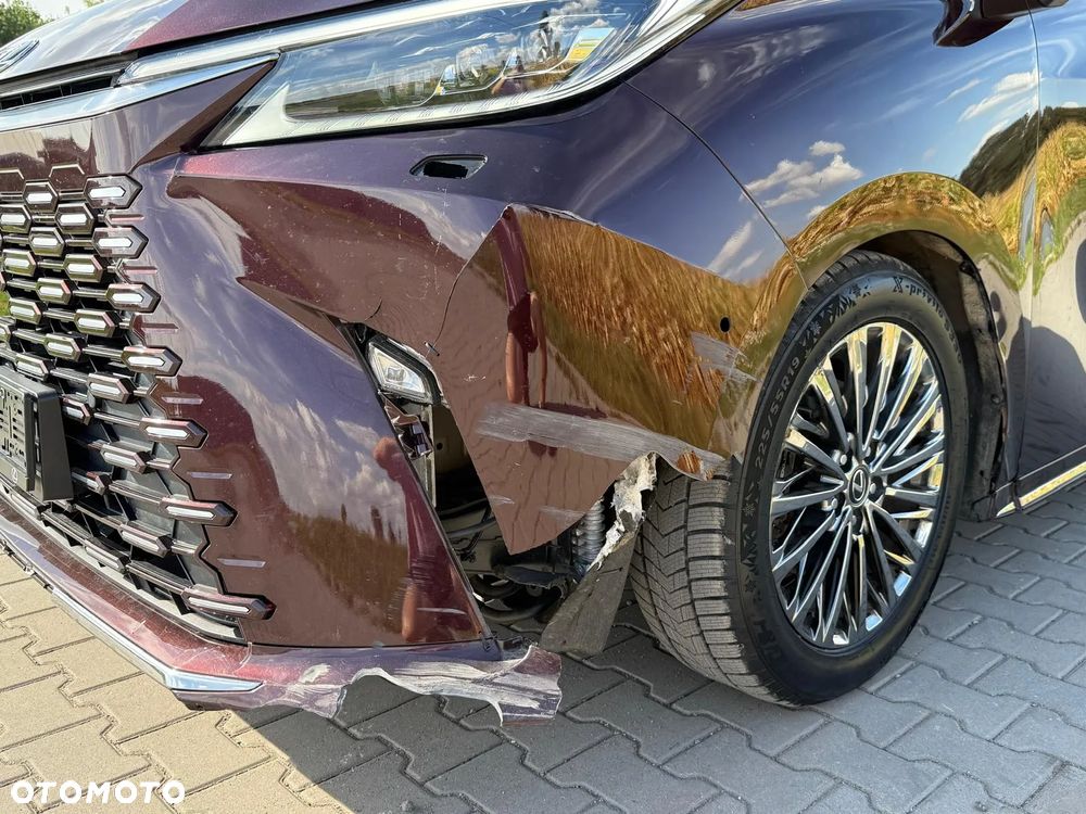 Lexus LM 350h Prestige - 9