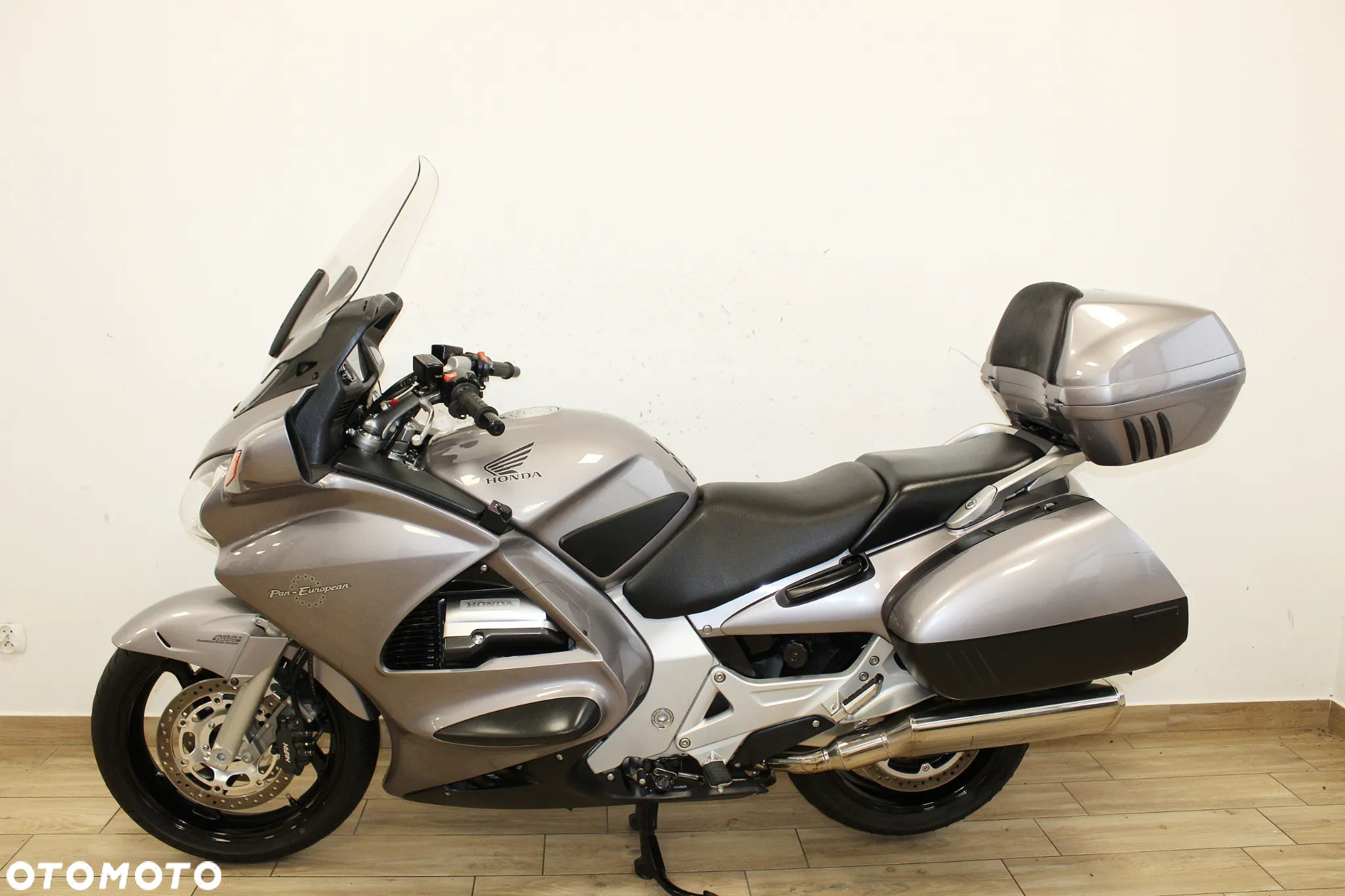 Honda ST - 5
