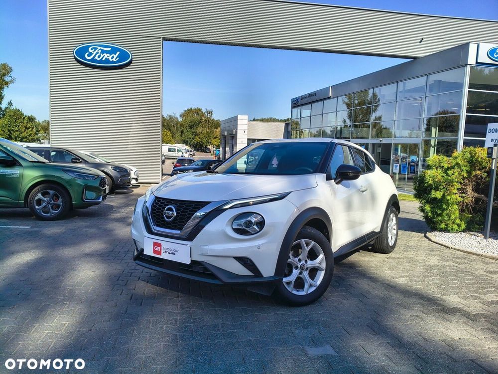 Nissan Juke 1.0 DIG-T N-Connecta DCT - 2