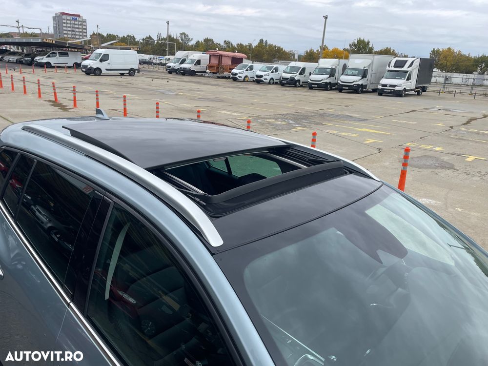 Renault Megane E-TECH Plug-in 160 INTENS - 4