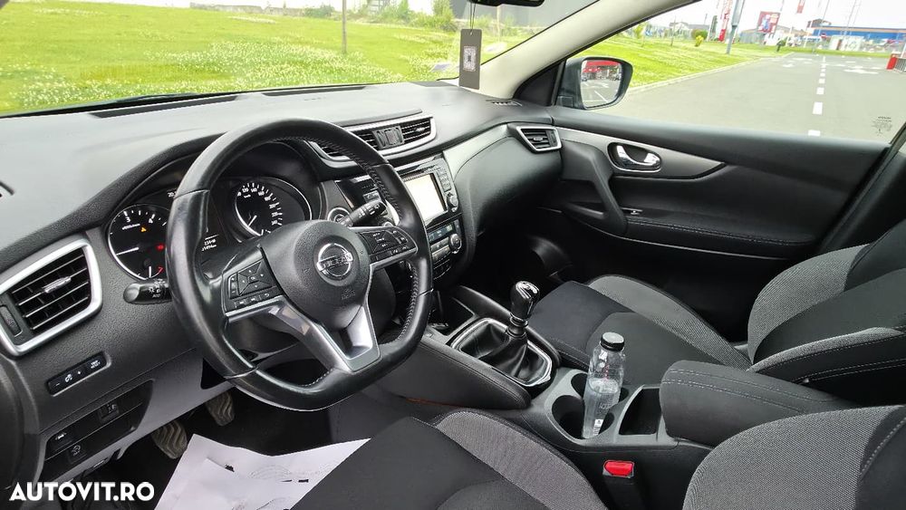 Nissan Qashqai 1.5 DCI N-Connecta - 19