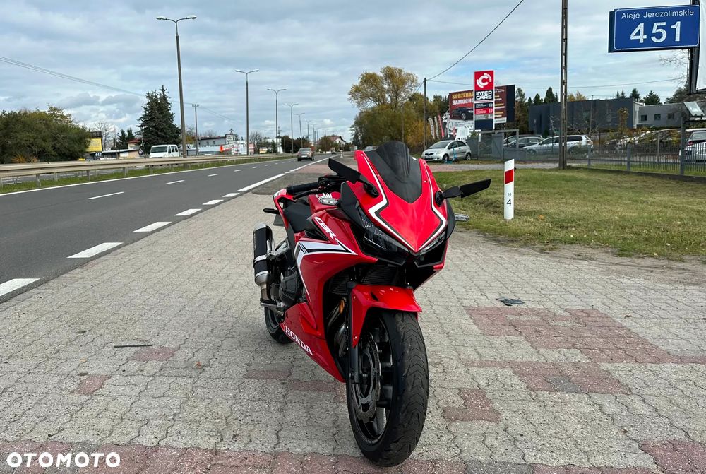 Honda CBR - 7
