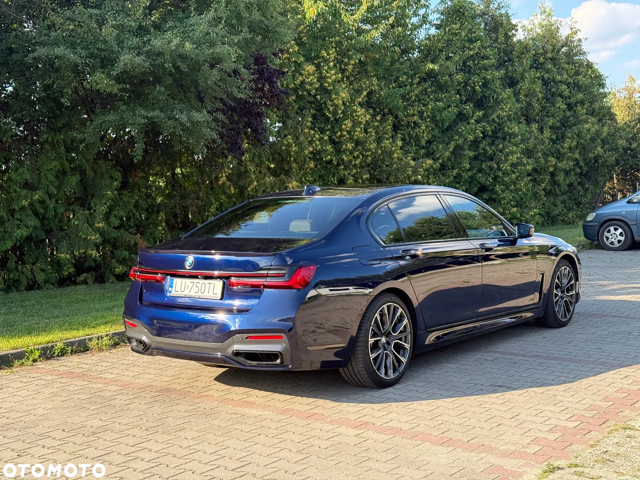 BMW Seria 7 750Li xDrive sport - 10