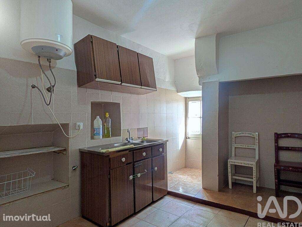 Andar de moradia T2 em Estremoz de 111 m2 - Grande imagem: 2/10