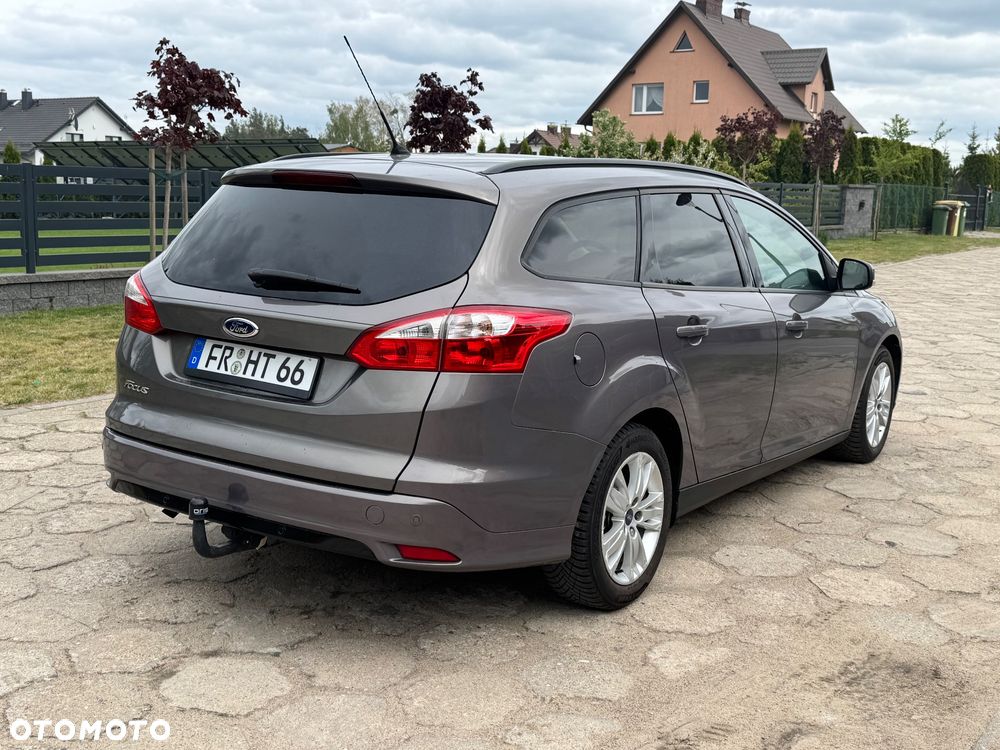 Ford Focus 1.6 Edition - 5