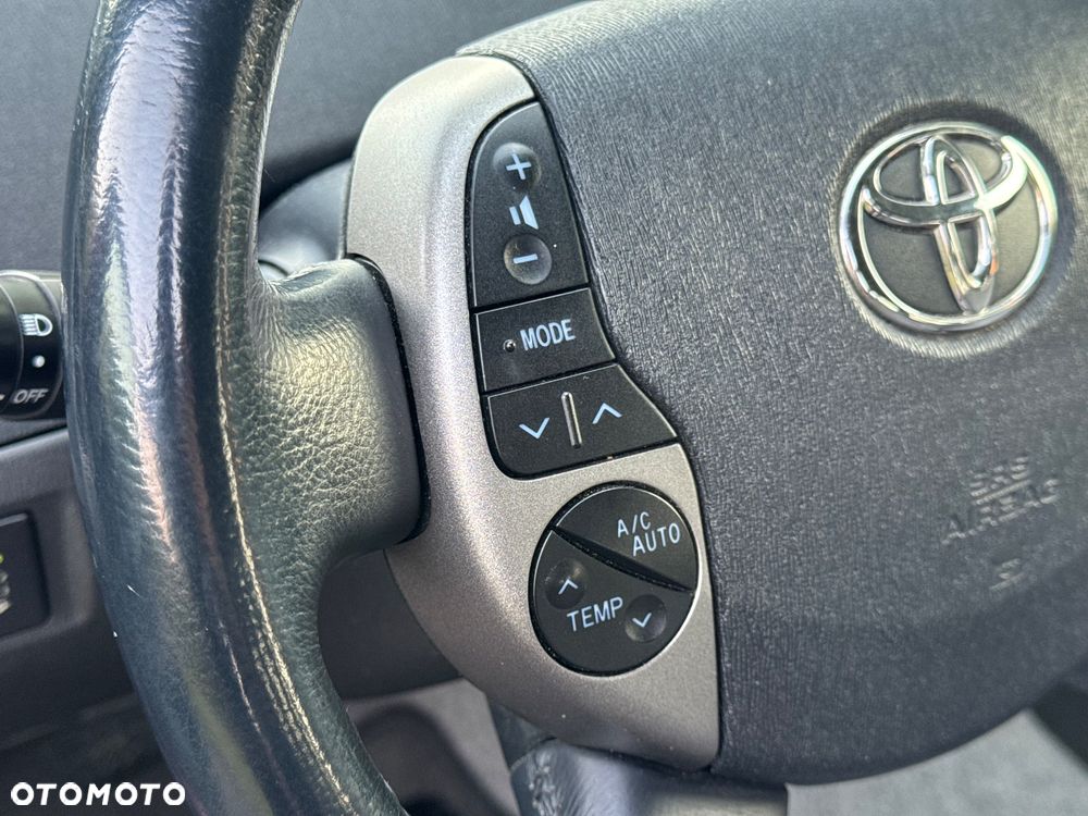 Toyota Prius 1.5 VVT-i Sol (nav) - 30