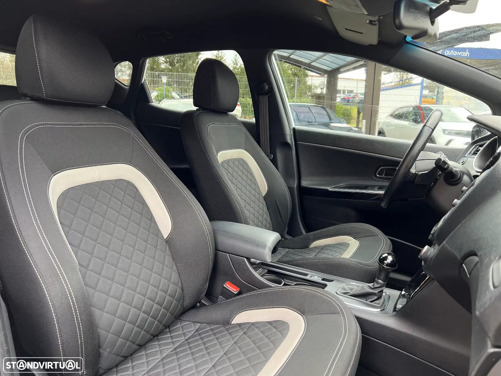 Kia Ceed 1.6 CRDi GT Line - 12