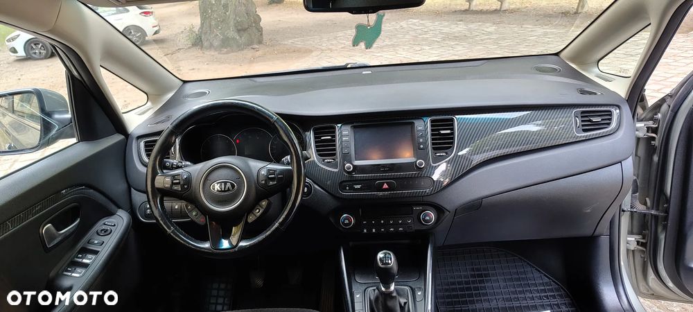 Kia Carens 1.7 CRDi L - 13