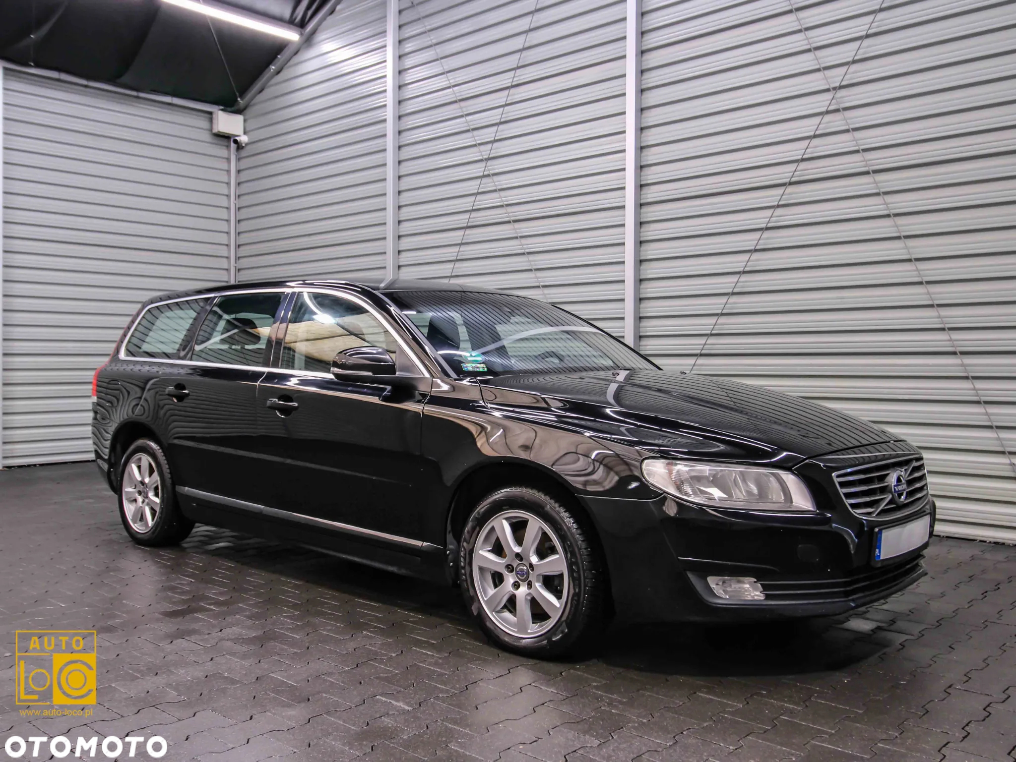 Volvo V70 T5 Geartronic Momentum - 2