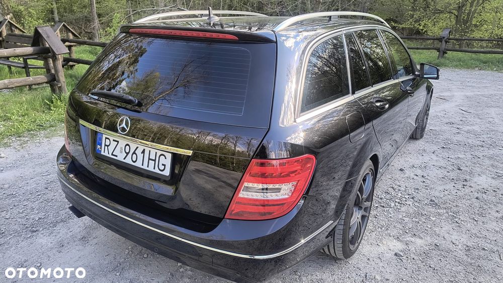 Mercedes-Benz Klasa C 200 CGI Automatik BlueEFFICIENCY Special Edition - 7