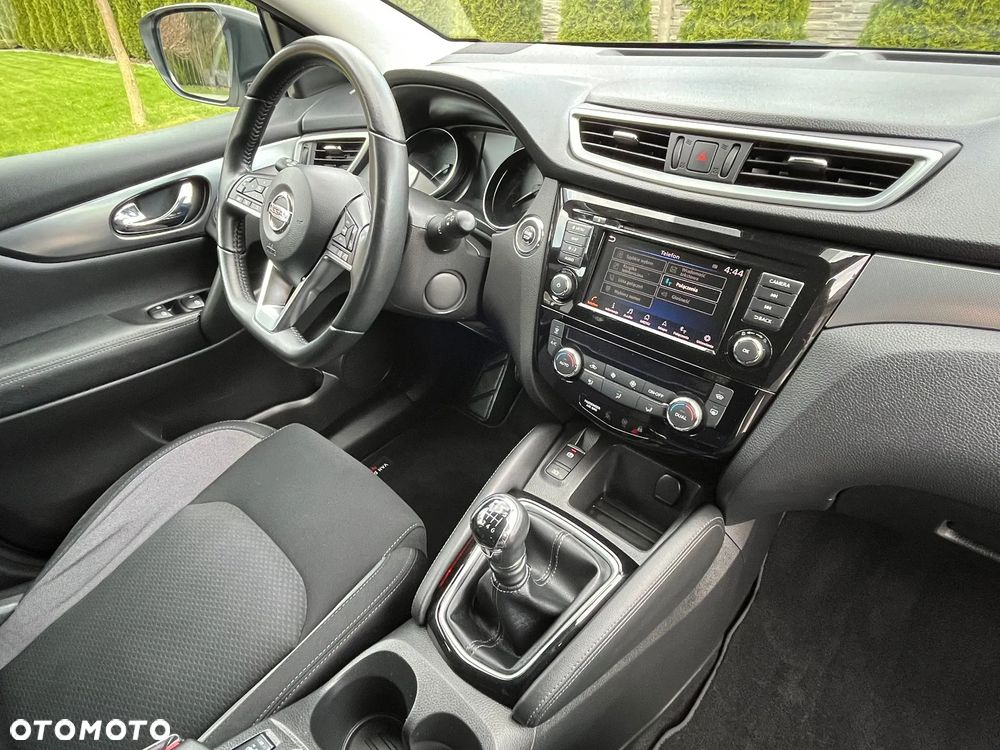 Nissan Qashqai 1.3 DIG-T N-Connecta - 5