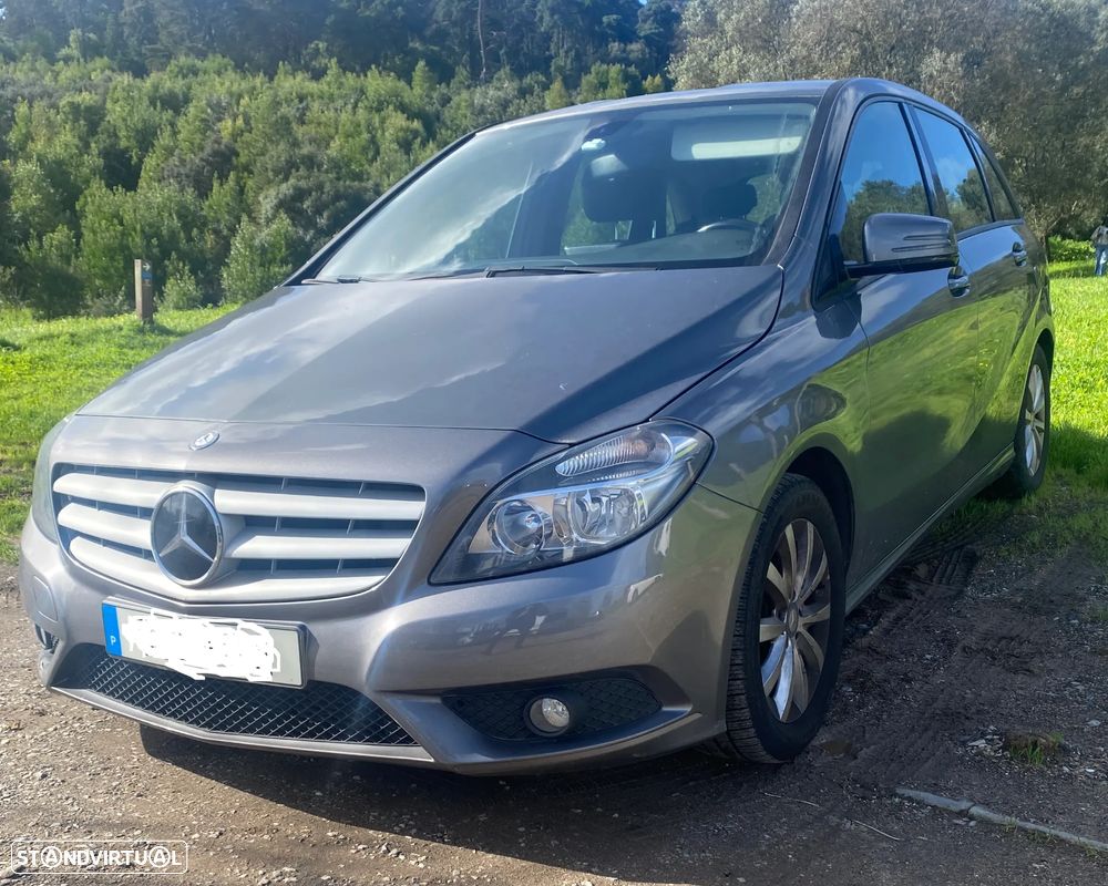 Mercedes-Benz B 180 CDI (BlueEFFICIENCY) - 1