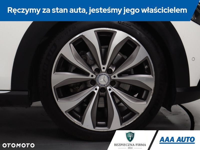 Mercedes-Benz Klasa E - 16