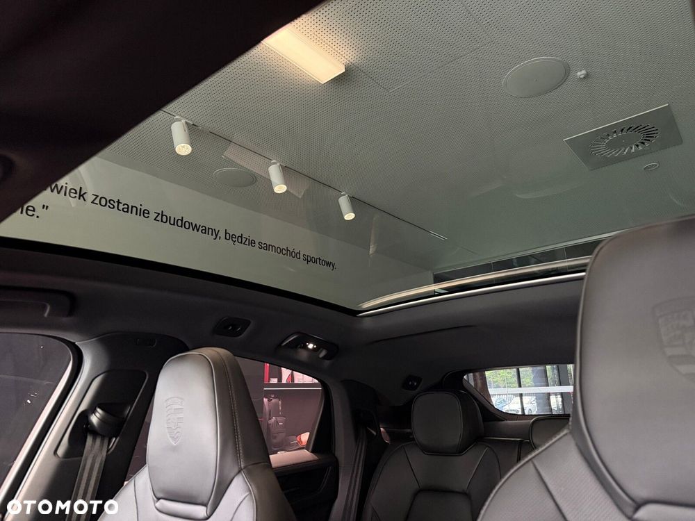 Porsche Cayenne - 14