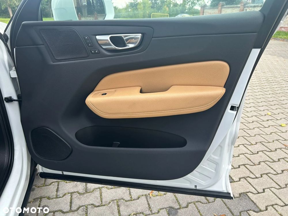 Volvo XC 60 T6 AWD Inscription - 21