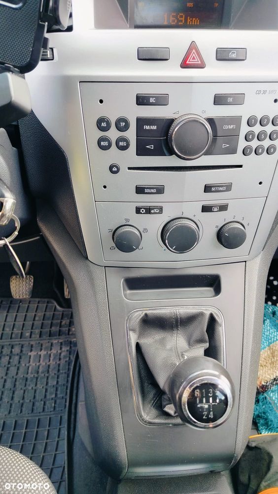 Opel Zafira 1.6 Cosmo - 14