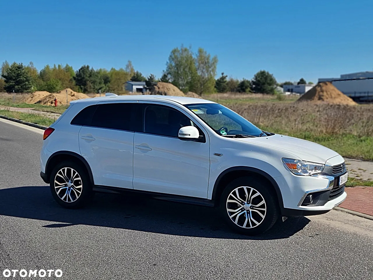Mitsubishi ASX - 9