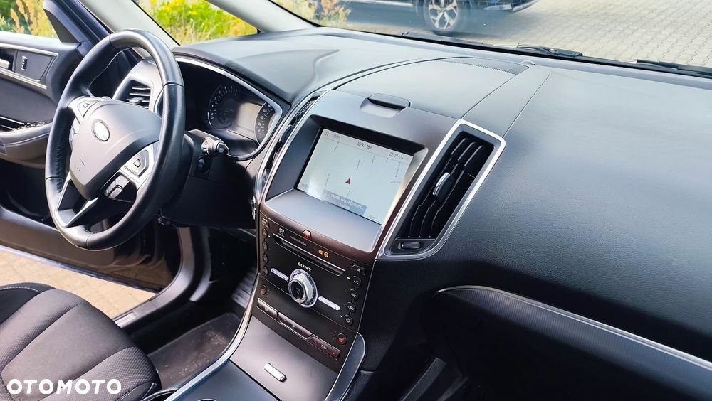 Ford S-Max 2.0 EcoBlue TITANIUM - 36