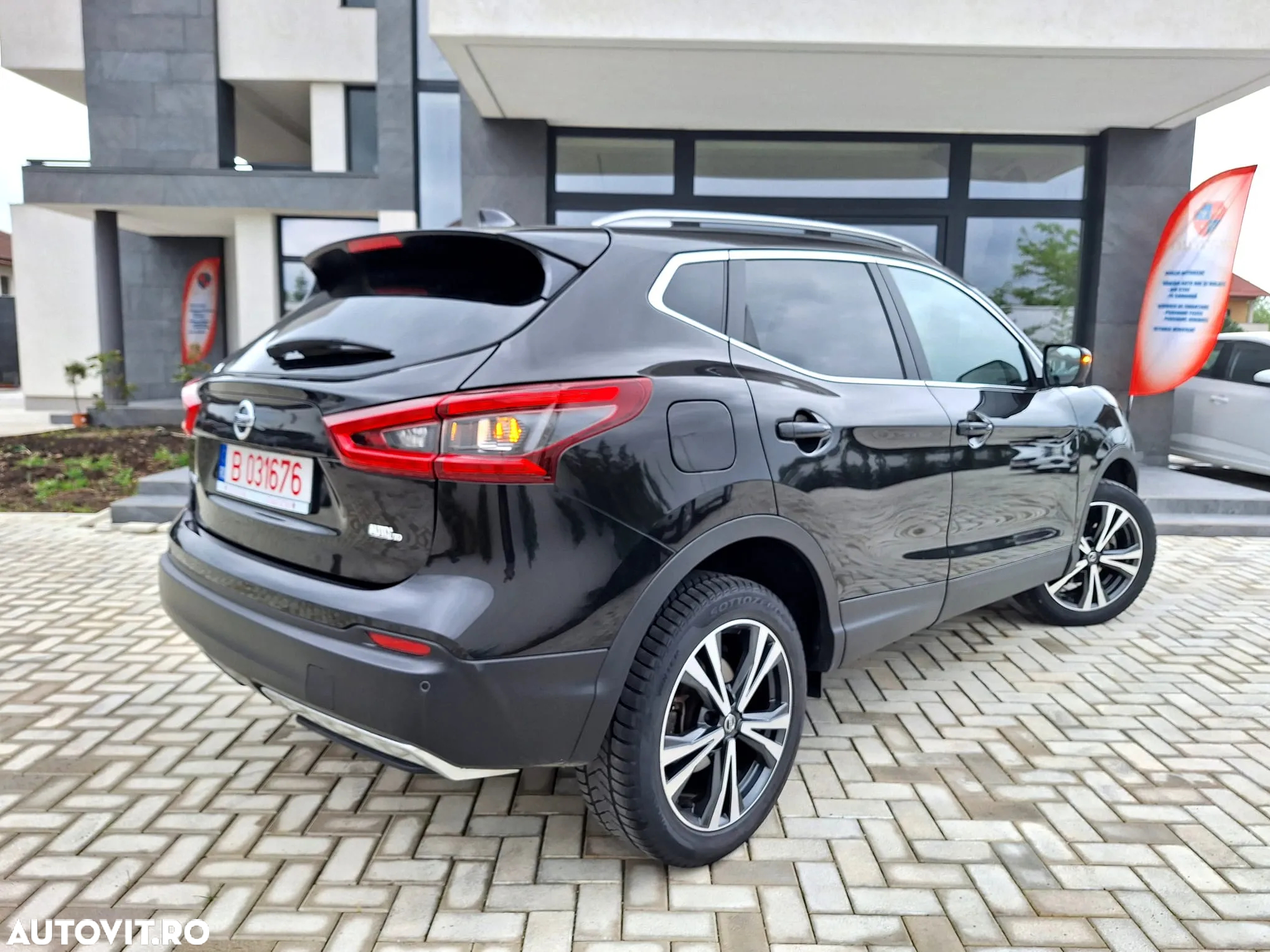 Nissan Qashqai 1.3 DIG-T N-CONNECTA - 7