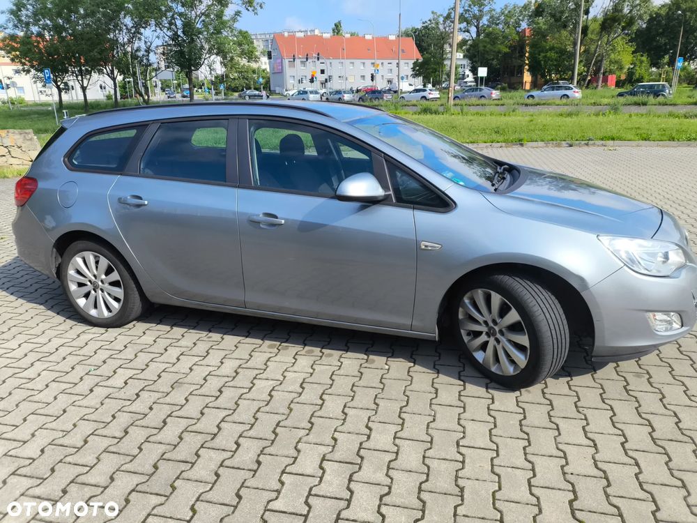 Opel Astra 1.6 Cosmo - 12