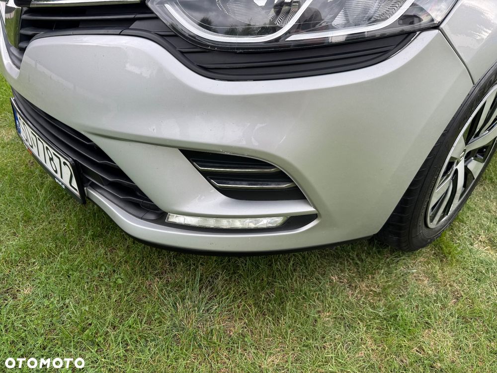 Renault Clio 1.2 16V 75 Life - 22