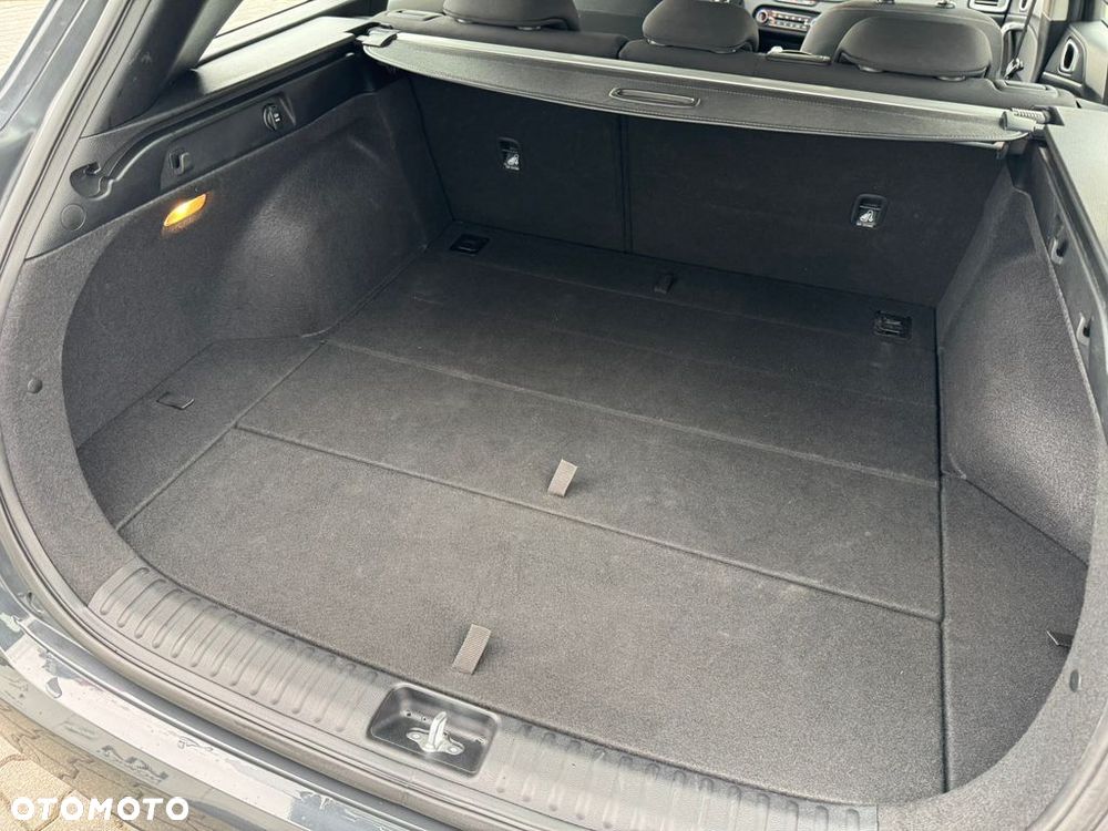 Kia Ceed 1.5 T-GDI M - 21