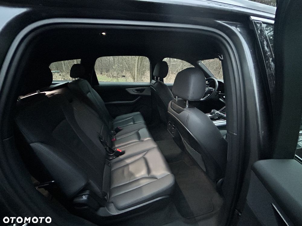Audi Q7 - 33