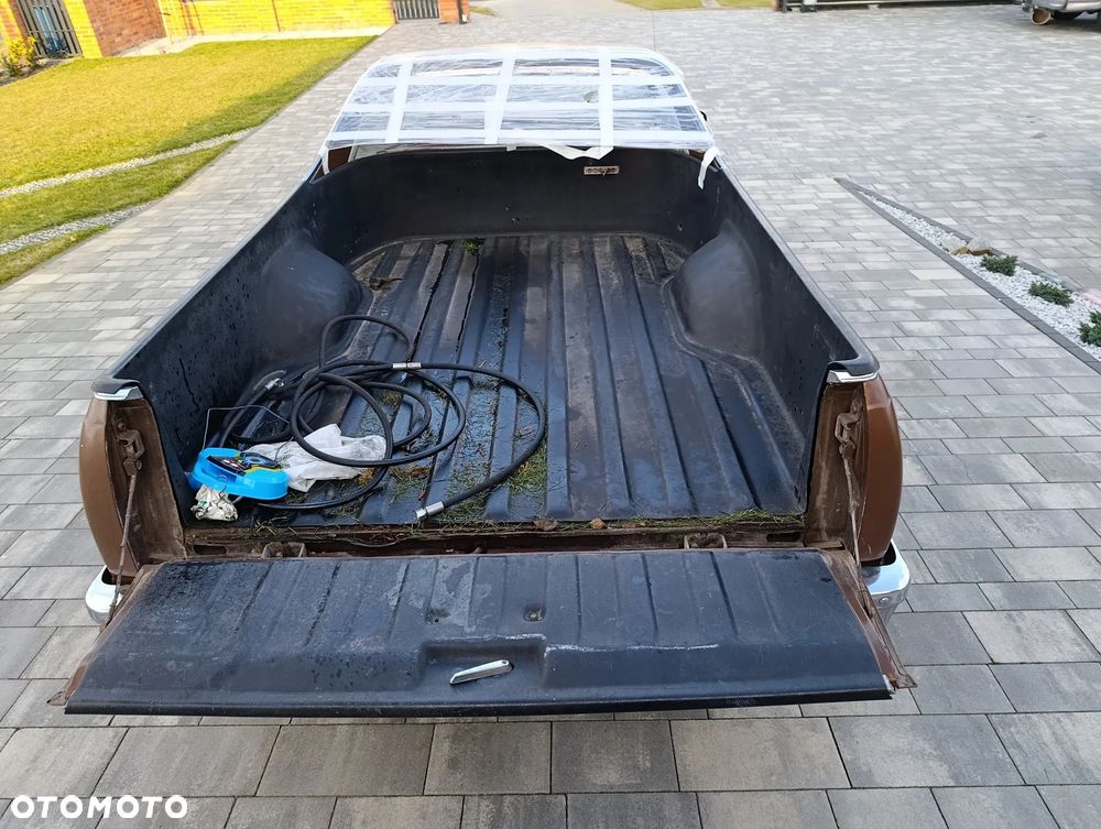 Chevrolet El Camino - 11