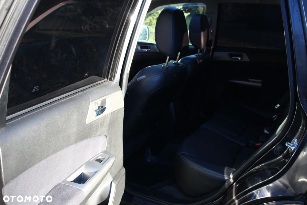 Subaru Forester 2.0D XE NAV Euro5 - 13