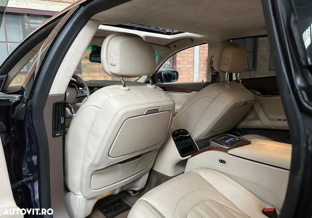 Maserati Quattroporte - 15