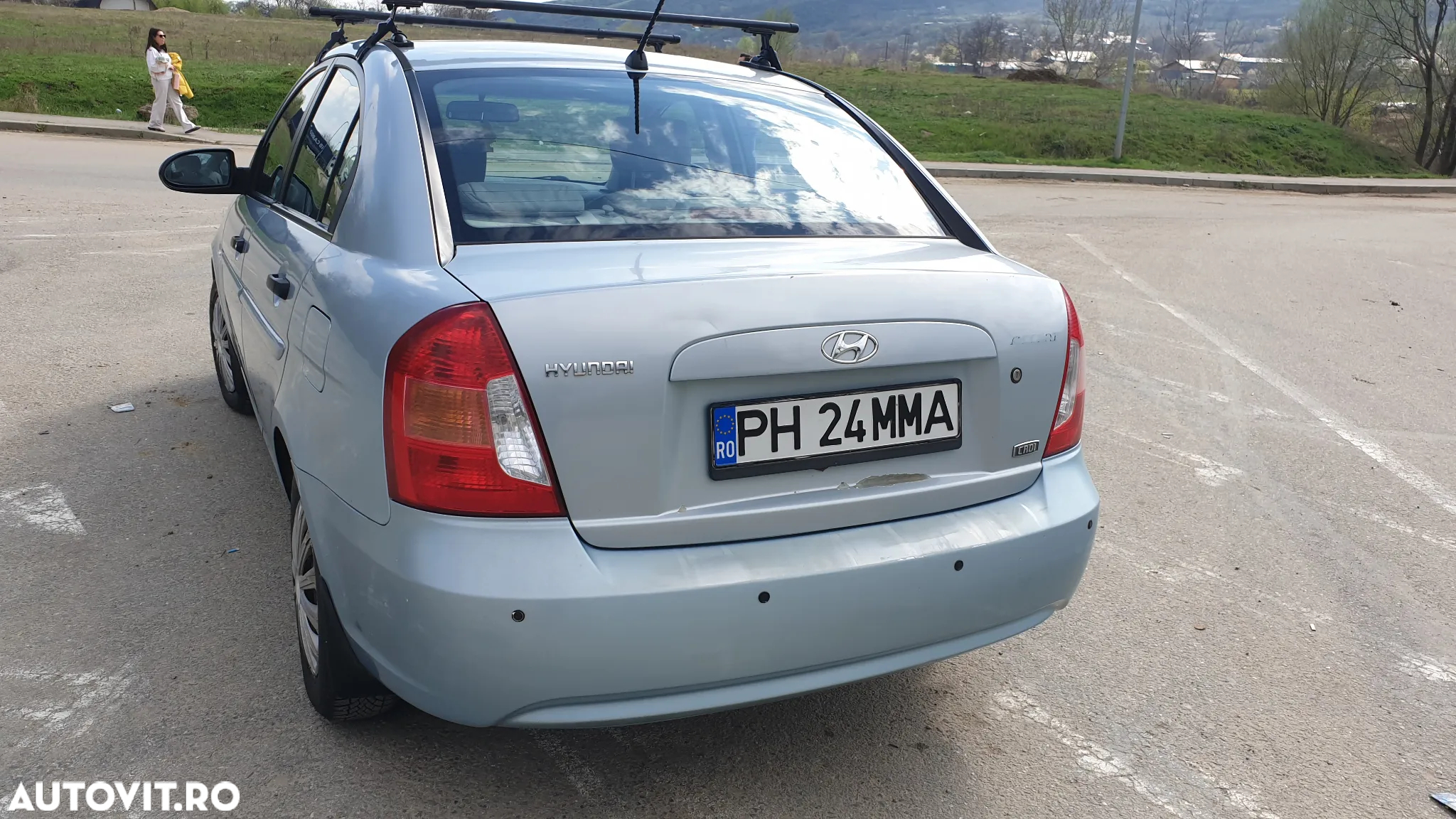 Hyundai Accent MC 1.5 CRDI 4DR GL STYLE - 3