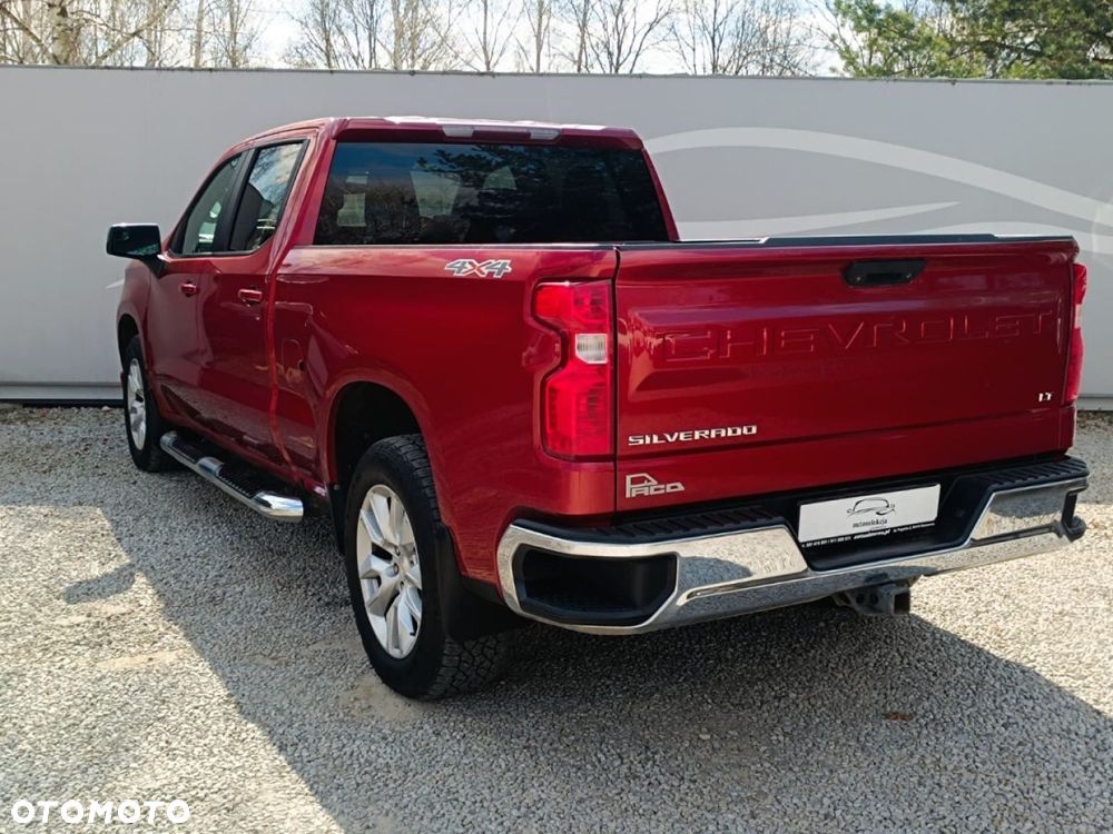 Chevrolet Silverado - 5