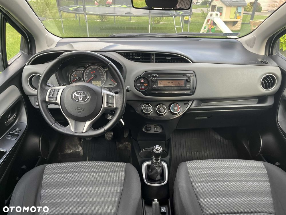 Toyota Yaris - 6