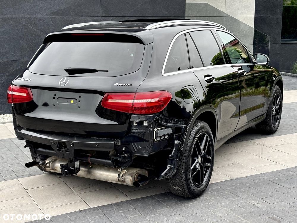 Mercedes-Benz GLC 300 4Matic 9G-TRONIC - 11