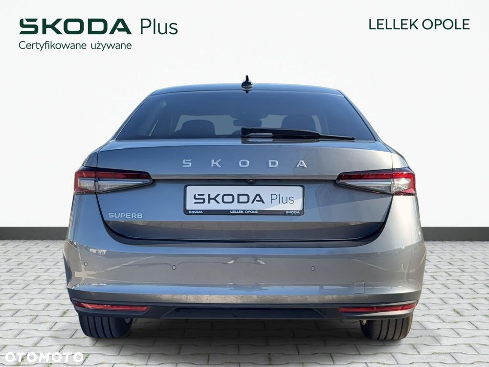Skoda Superb 2.0 TDI SCR Selection DSG - 8
