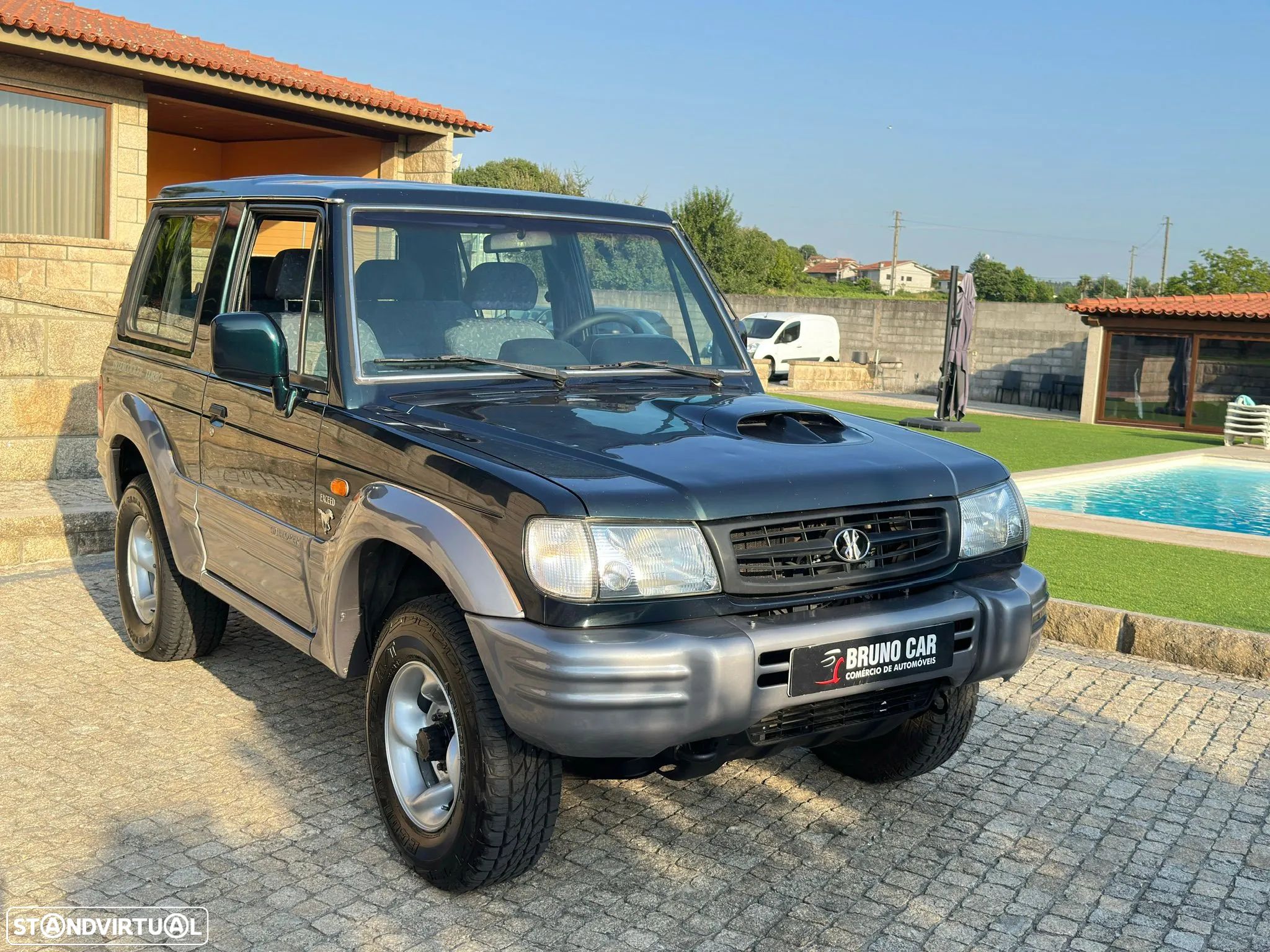 Hyundai Galloper - 1