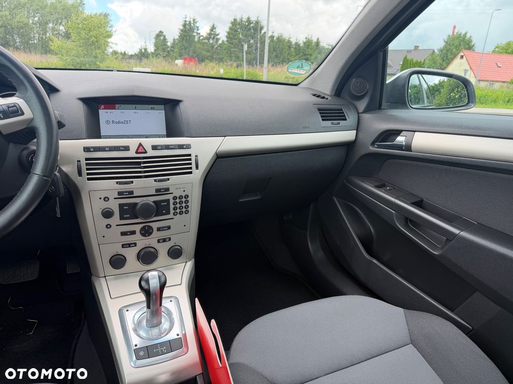 Opel Astra - 25
