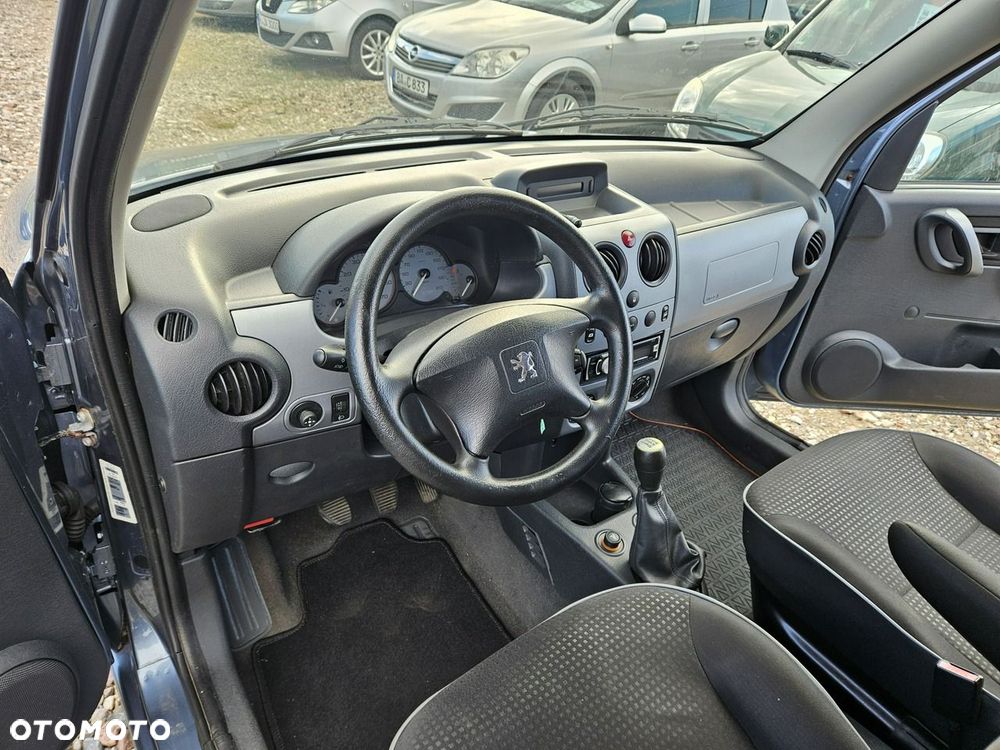 Peugeot Partner - 8