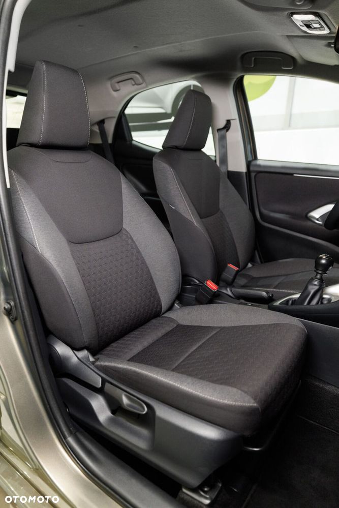 Toyota Yaris - 18