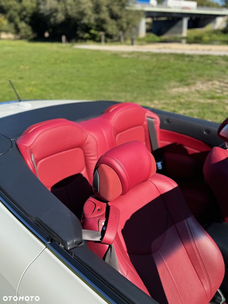Infiniti Q60 - 14