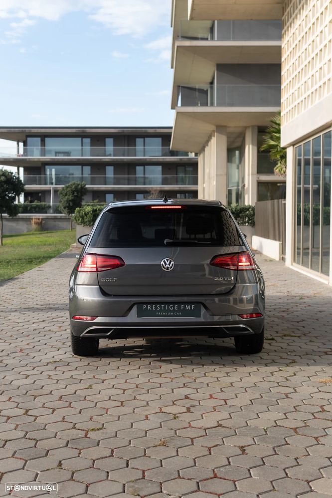 VW Golf - 6
